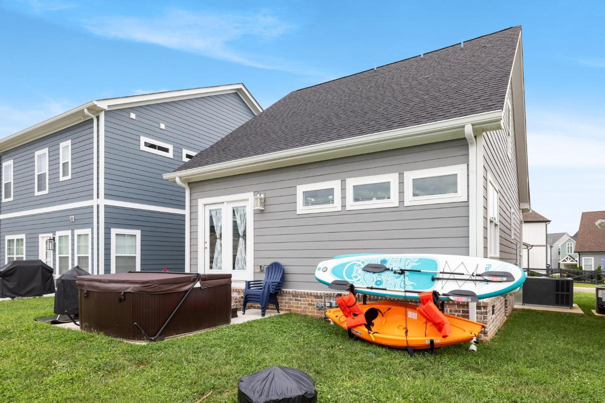 Cozy Lake Cottage W/ Kayaks, Sups, Pool & Firepit Winchester 外观 照片